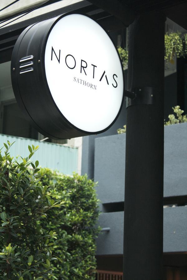Nortas Sathorn - Bangkok Hotell Exteriör bild