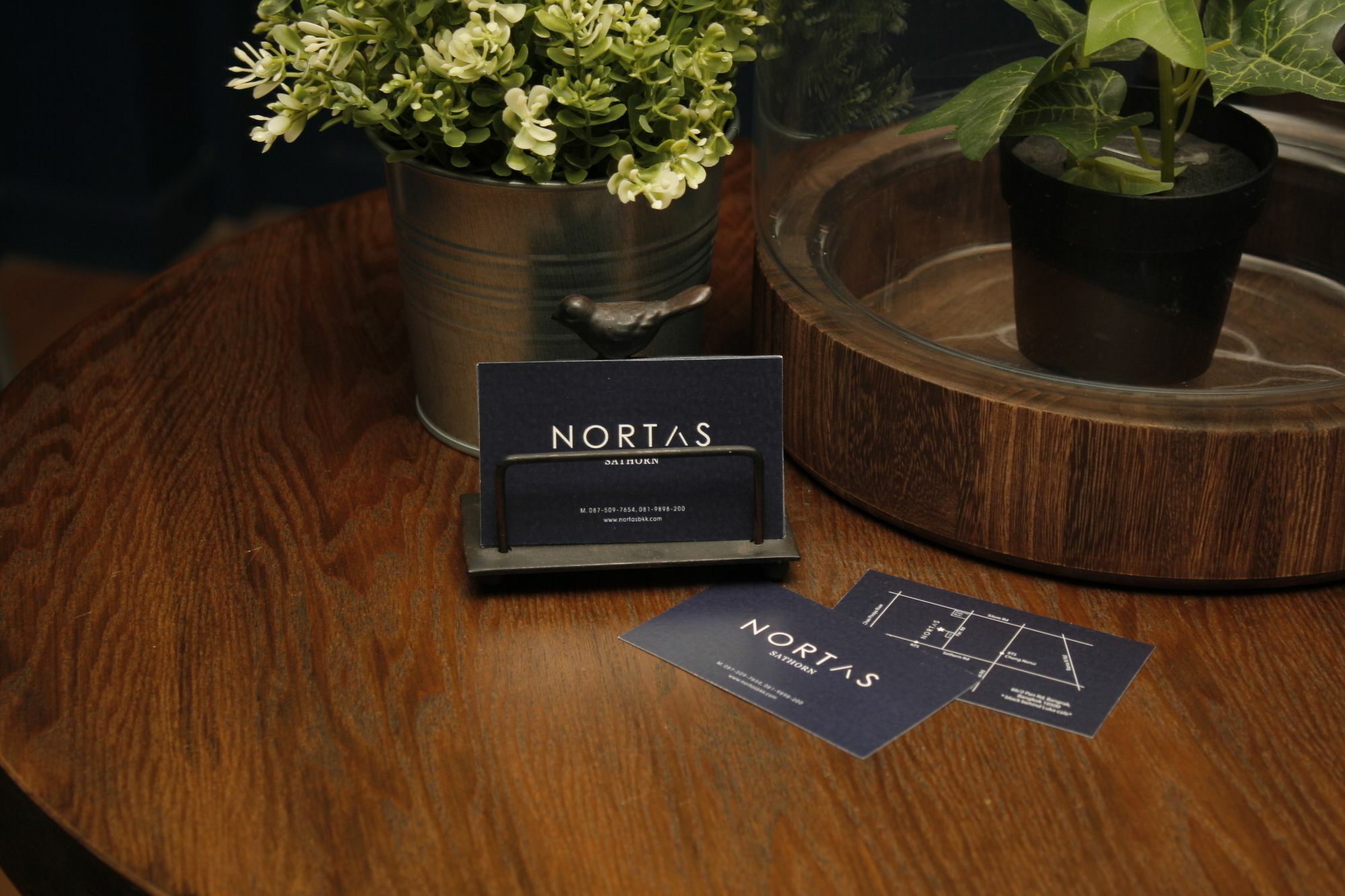 Nortas Sathorn - Bangkok Hotell Exteriör bild